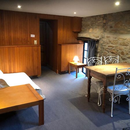 La Goelette Apartment Saint-Suliac Bilik gambar