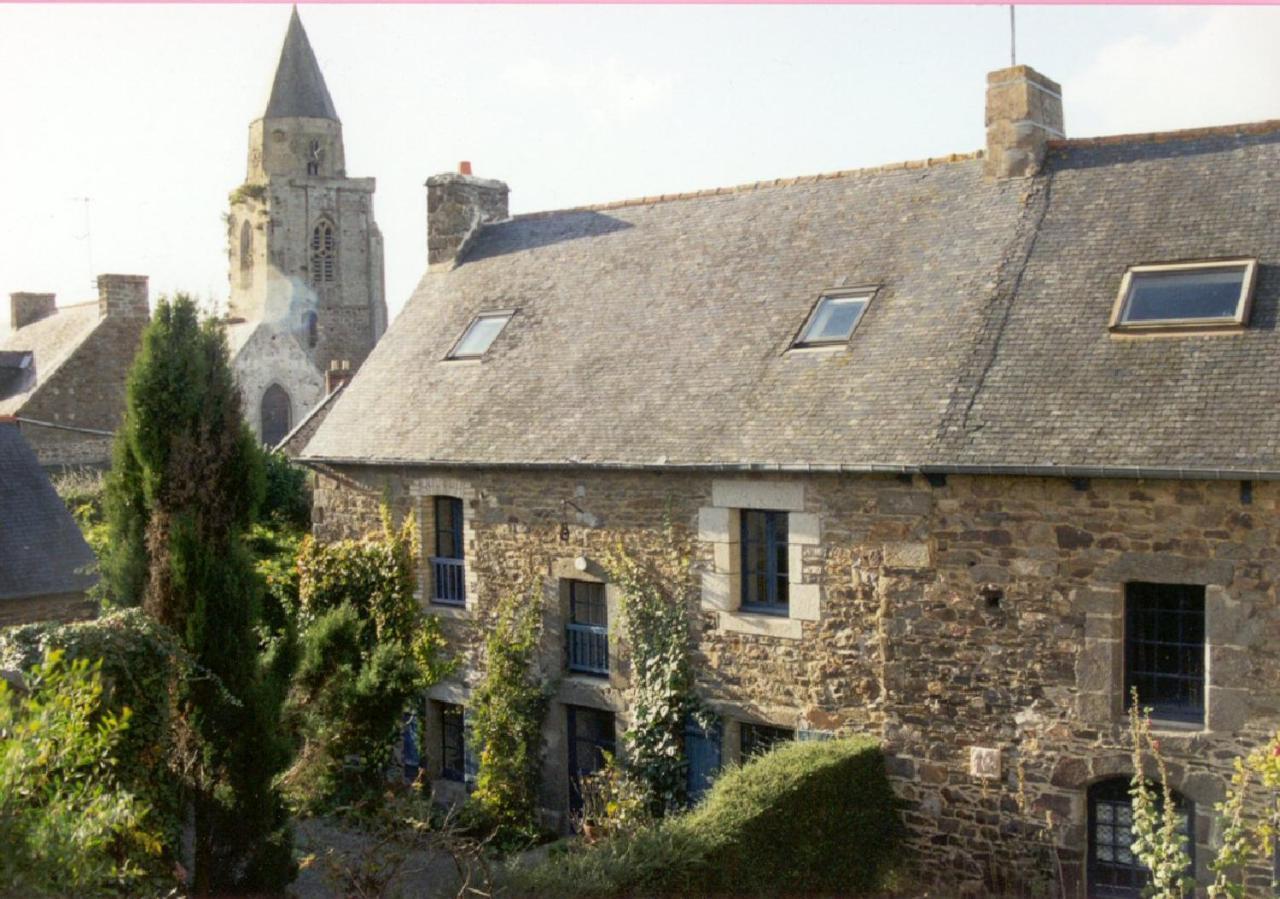 La Goelette Apartment Saint-Suliac Luaran gambar