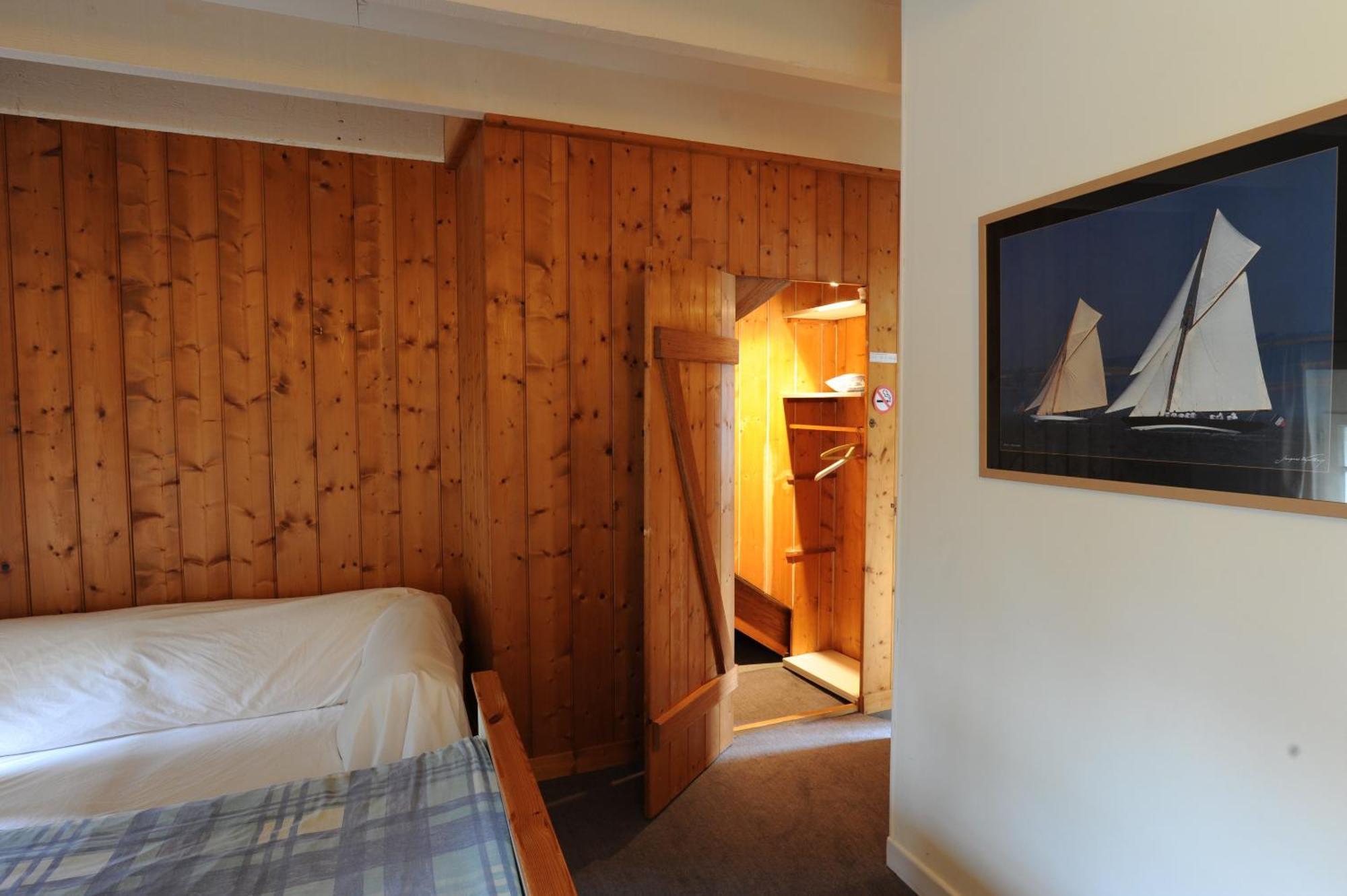 La Goelette Apartment Saint-Suliac Bilik gambar