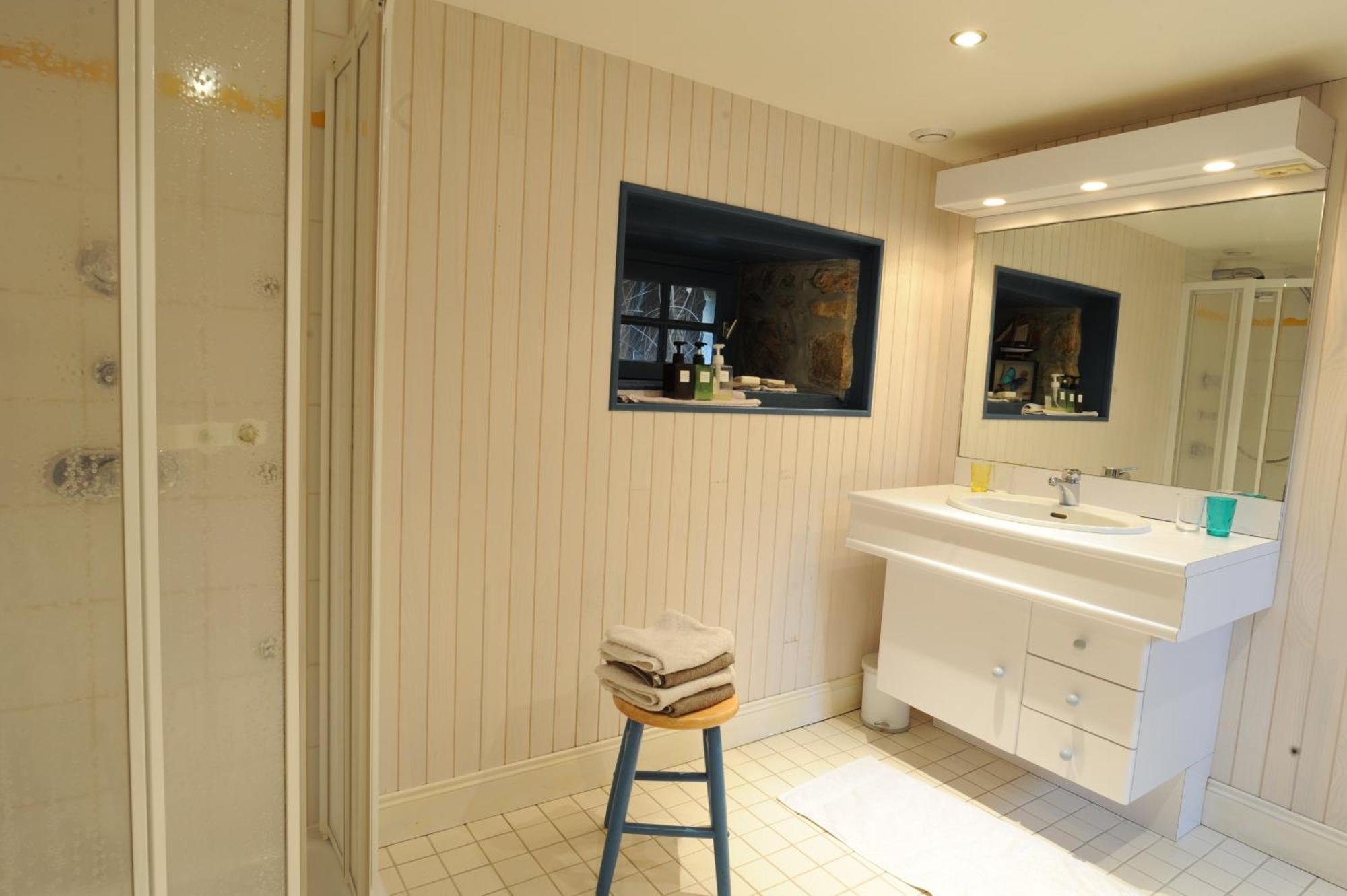 La Goelette Apartment Saint-Suliac Luaran gambar